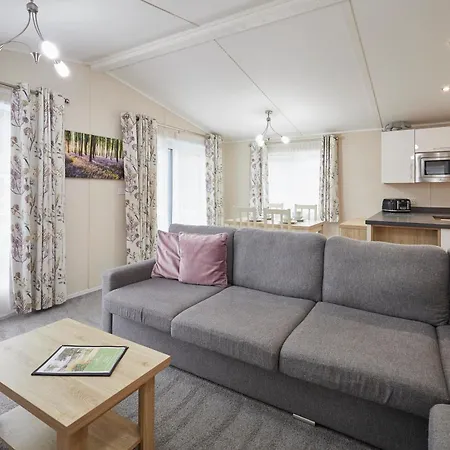 Bluebell With Hot Tub