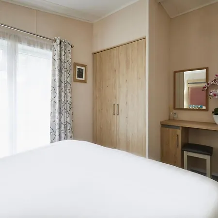 Bluebell With Hot Tub *