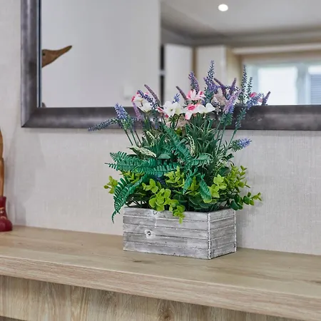 Bluebell With Hot Tub Gerendaház *