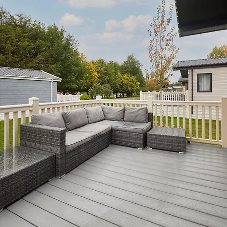 Chata Bluebell With Hot Tub York